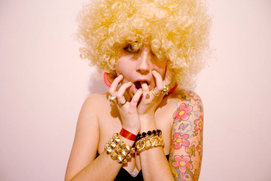 Katia Afro Blonde