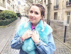 col fausse fourrure pastel