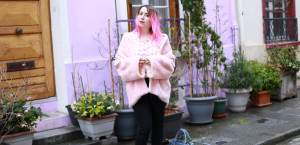 fourrure rose dr martens dorées