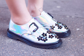chaussures fleuries holographique asos