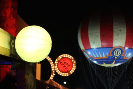 disney village nuit panoramagique