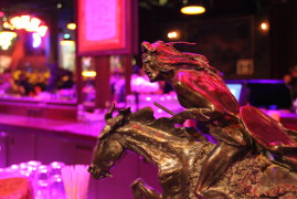 buffalo bill show disney village