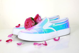 slip ons holographique asos