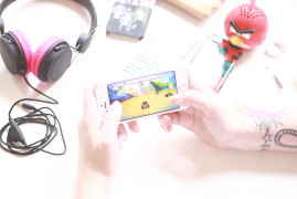 application iphone angry birds go