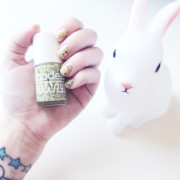 models own speckled eggs
