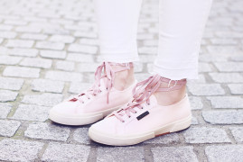 superga rose man repeller