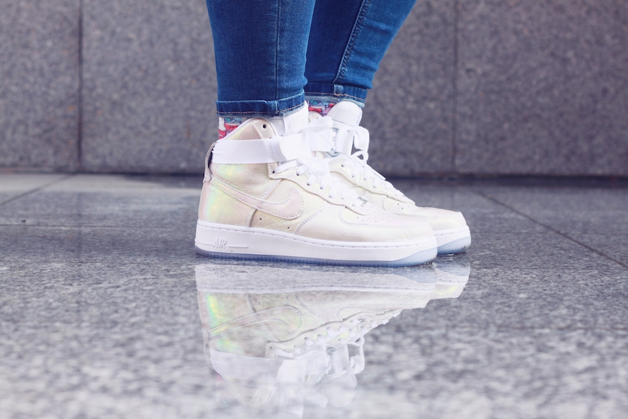 nike iridescent air force