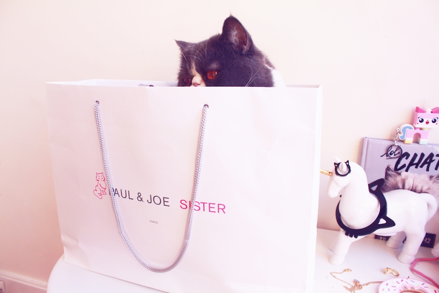 Paul and joe sister black cat bag 2025