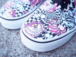 vans disney cheshire cat