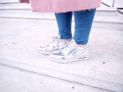 nike liquid metal