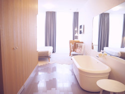 hotel le lapin blanc paris