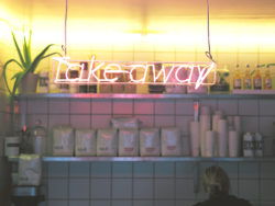 season take away paris