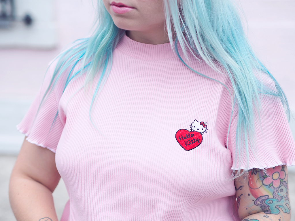 hello kitty lazy oaf