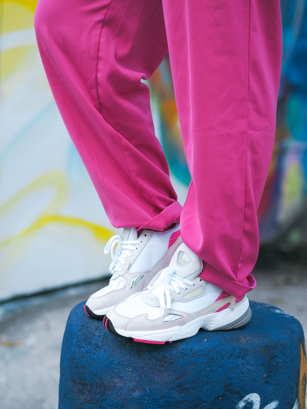 adidas falcon