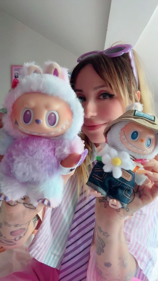 🩷 Unboxing The Monsters Labubu 🩷
Fall in Wild et Big Into Energy 💞

#themonsters #labubu #bigintoenergy #fallinwild #popmart #unboxing #blindbox